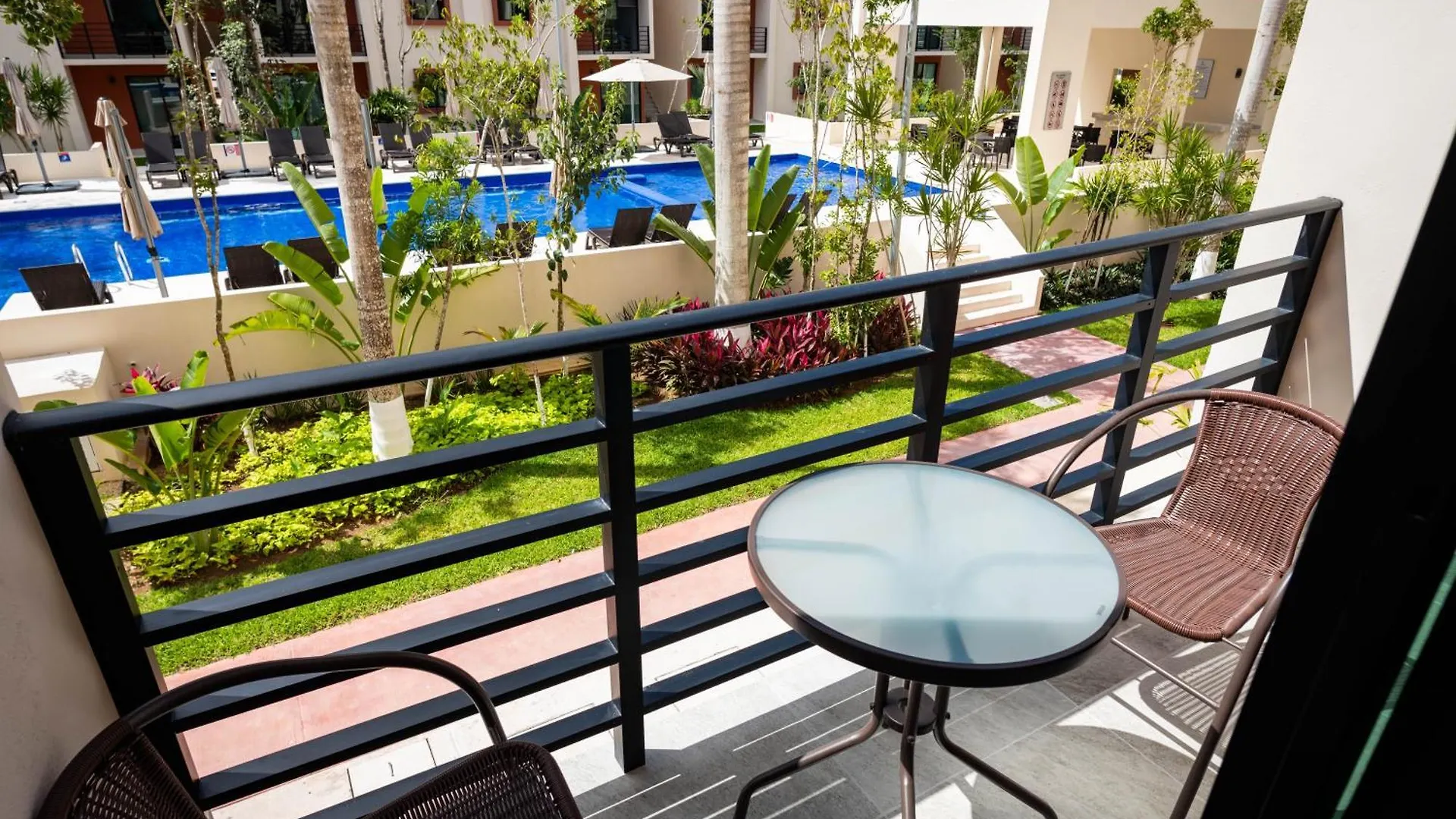 Acogedor Apartamento En Ombu Huayacan Cancún